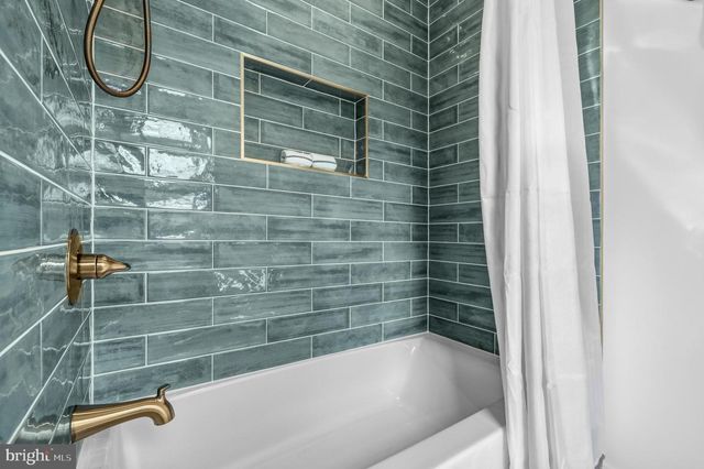 7917 GREENTREE RD, Bethesda, MD 20817