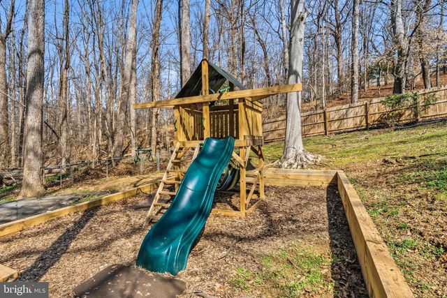 7917 GREENTREE RD, Bethesda, MD 20817