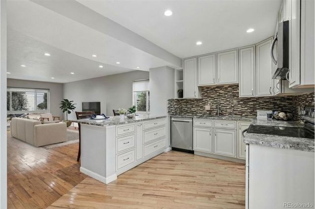6400 E Mississippi Avenue, Denver, CO 80224