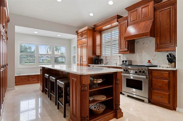 7765 CALLE FACIL, Sarasota, FL 34238