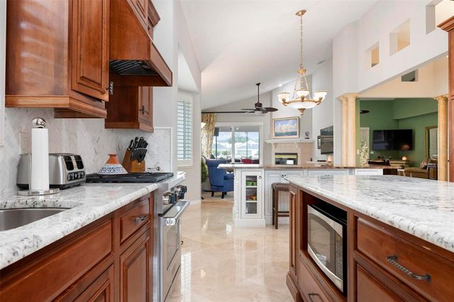 7765 CALLE FACIL, Sarasota, FL 34238