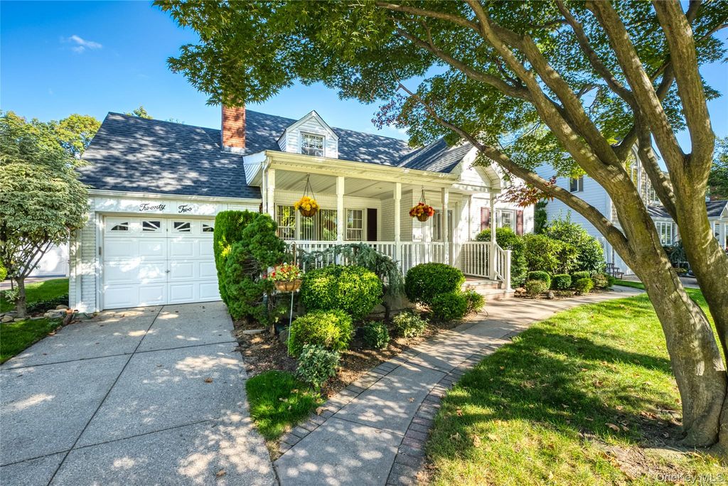 22 Shaw Drive, Merrick, NY 11566 — exterior