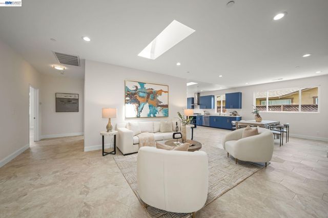 40772 Blacow Rd, Fremont, CA 94538