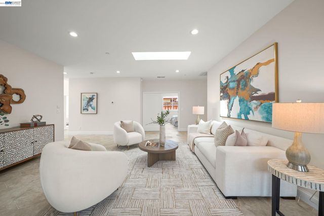 40772 Blacow Rd, Fremont, CA 94538