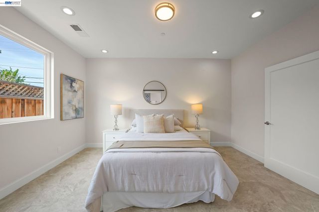 40772 Blacow Rd, Fremont, CA 94538