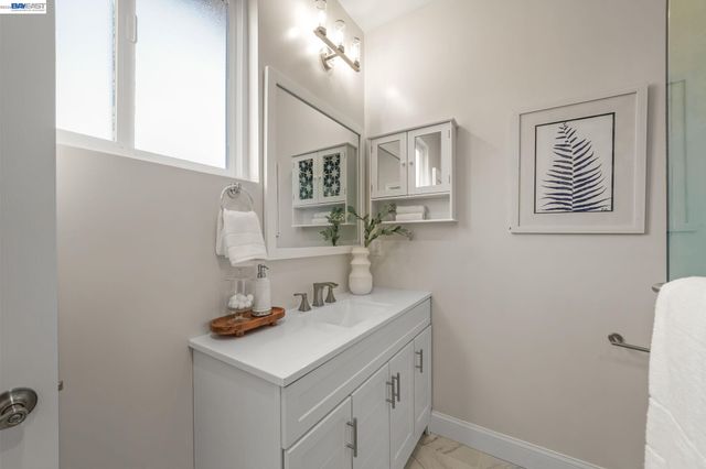 40772 Blacow Rd, Fremont, CA 94538