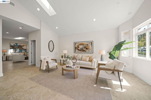 40772 Blacow Rd, Fremont, CA 94538