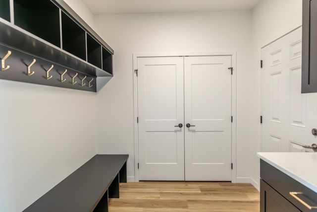 6863 Sun Valley Blvd, Horace, ND 58047