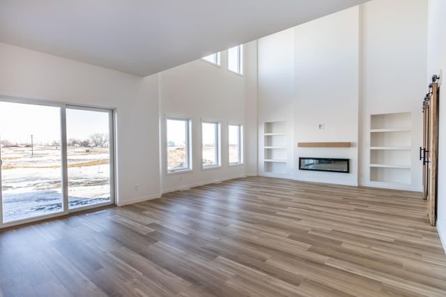 6863 Sun Valley Blvd, Horace, ND 58047