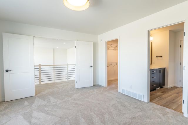 6863 Sun Valley Blvd, Horace, ND 58047