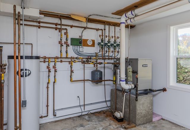 265 Stanley St, Amherst, MA 01002