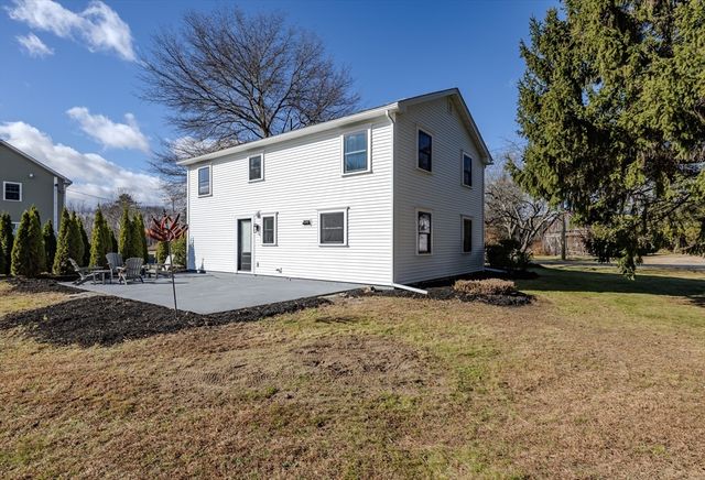 265 Stanley St, Amherst, MA 01002