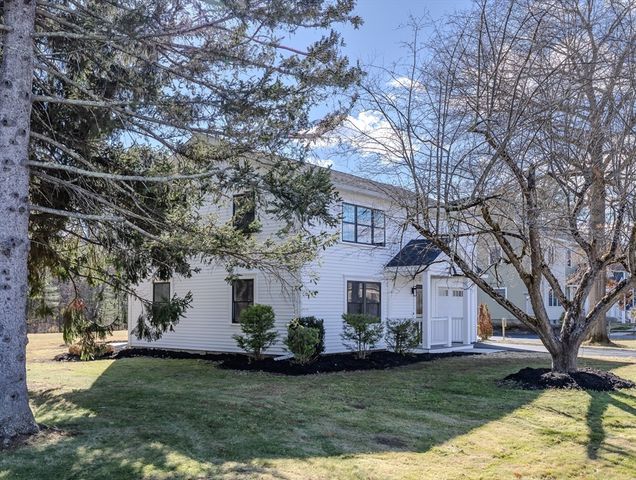 265 Stanley St, Amherst, MA 01002