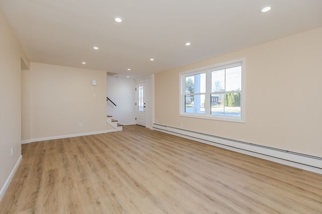 265 Stanley St, Amherst, MA 01002