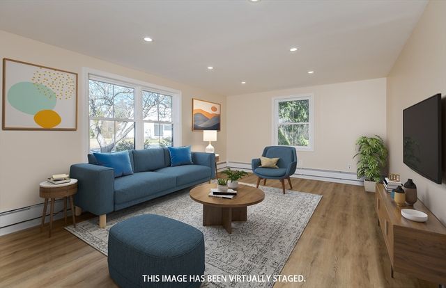 265 Stanley St, Amherst, MA 01002