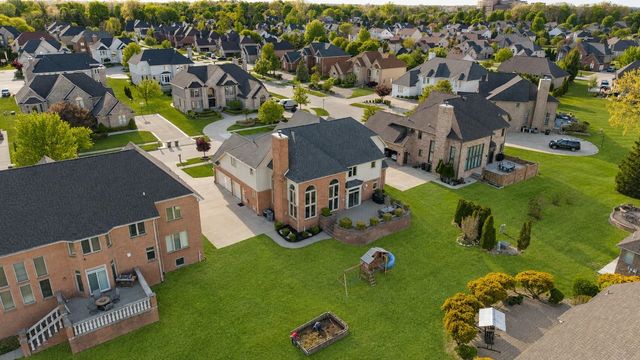 43358 CHESTER DRIVE Drive, Sterling Heights, MI 48314