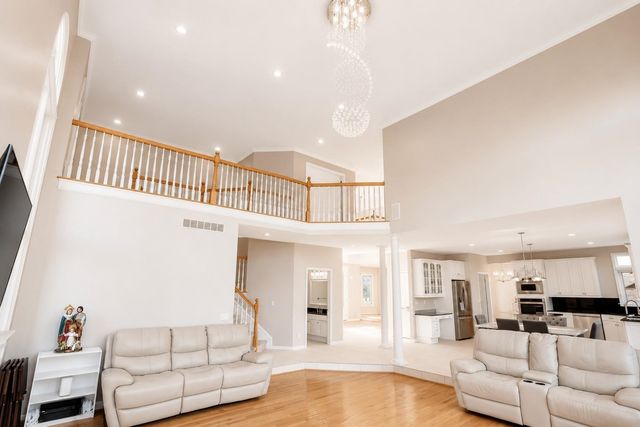 43358 CHESTER DRIVE Drive, Sterling Heights, MI 48314