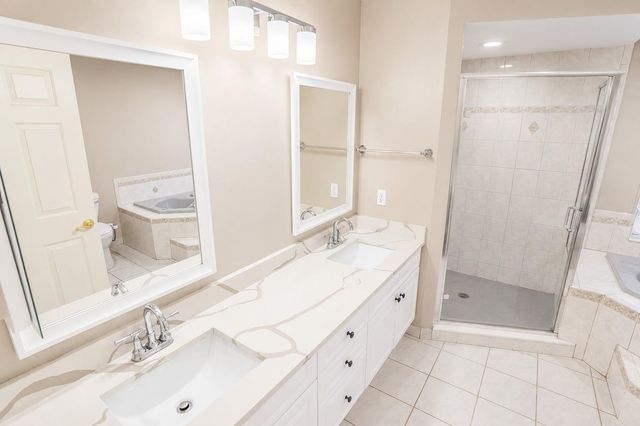 43358 CHESTER DRIVE Drive, Sterling Heights, MI 48314