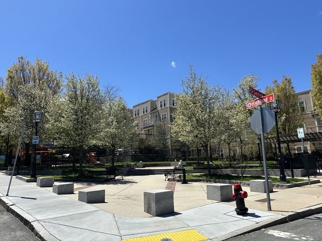 88 Gerrish Ave 302, Chelsea, MA 02150
