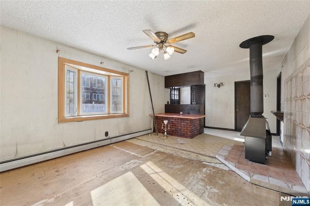 136 Gray Street, Bogota, NJ 07603