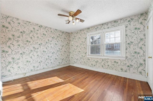 136 Gray Street, Bogota, NJ 07603