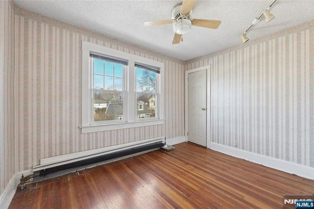 136 Gray Street, Bogota, NJ 07603