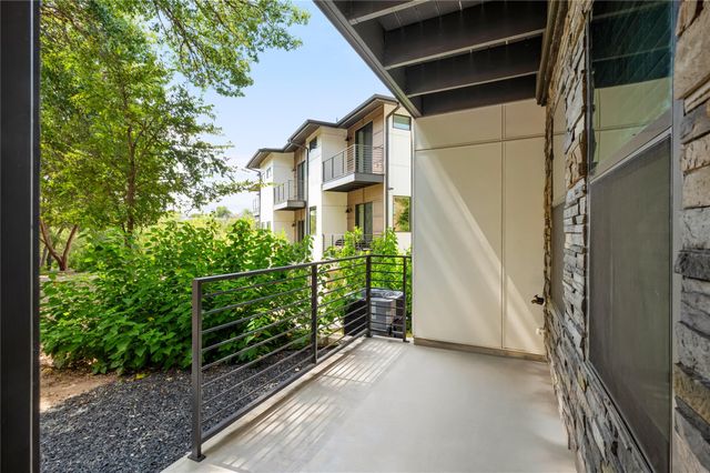 3700 Clawson RD 301, Austin, TX 78704