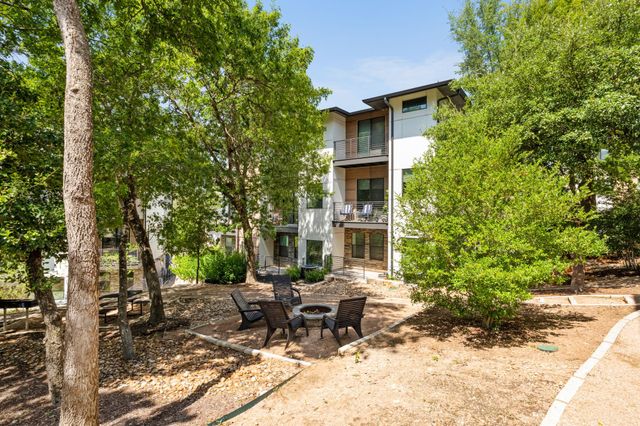 3700 Clawson RD 301, Austin, TX 78704