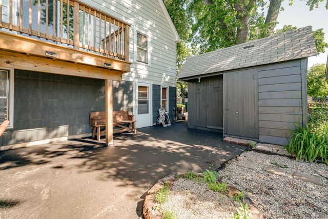 163 Eagle Point Road, Fox Lake, IL 60020
