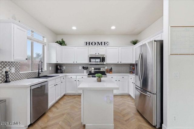 10315 E IDAHO Avenue, Mesa, AZ 85209