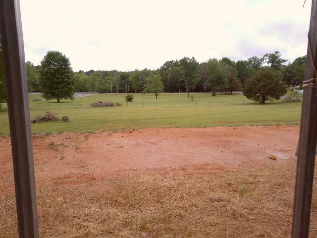 5668 Tennessee 58, Decatur, TN 37322