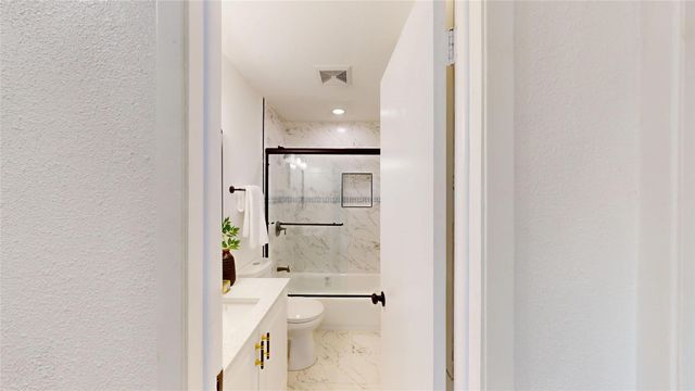 4122 Victoria Street, Irving, TX 75062