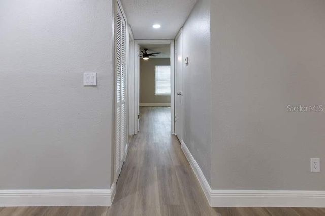 4572 COMMANDER DRIVE 1212, Orlando, FL 32822