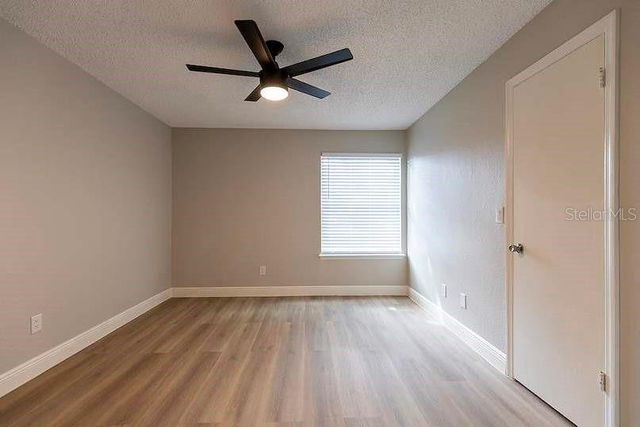4572 COMMANDER DRIVE 1212, Orlando, FL 32822