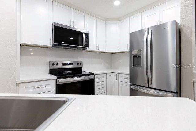 4572 COMMANDER DRIVE 1212, Orlando, FL 32822