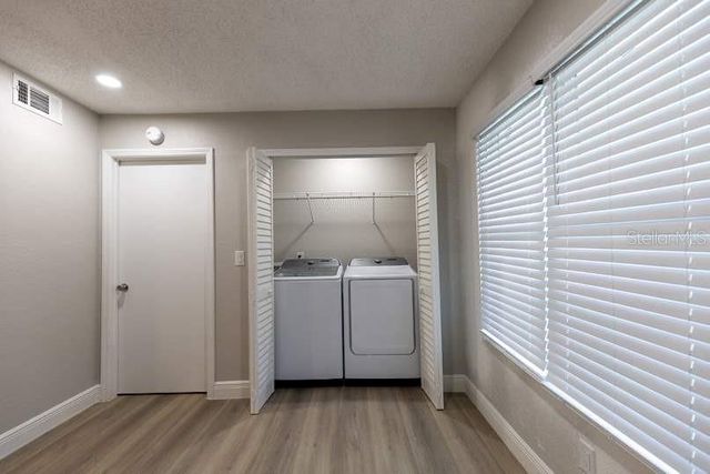 4572 COMMANDER DRIVE 1212, Orlando, FL 32822