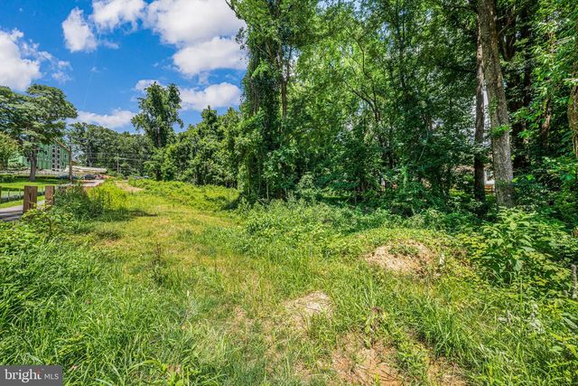 7701 LEWINSVILLE RD, Mclean, VA 22102