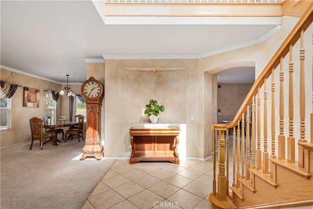 2111 Janet Dr, Lancaster, CA 93536