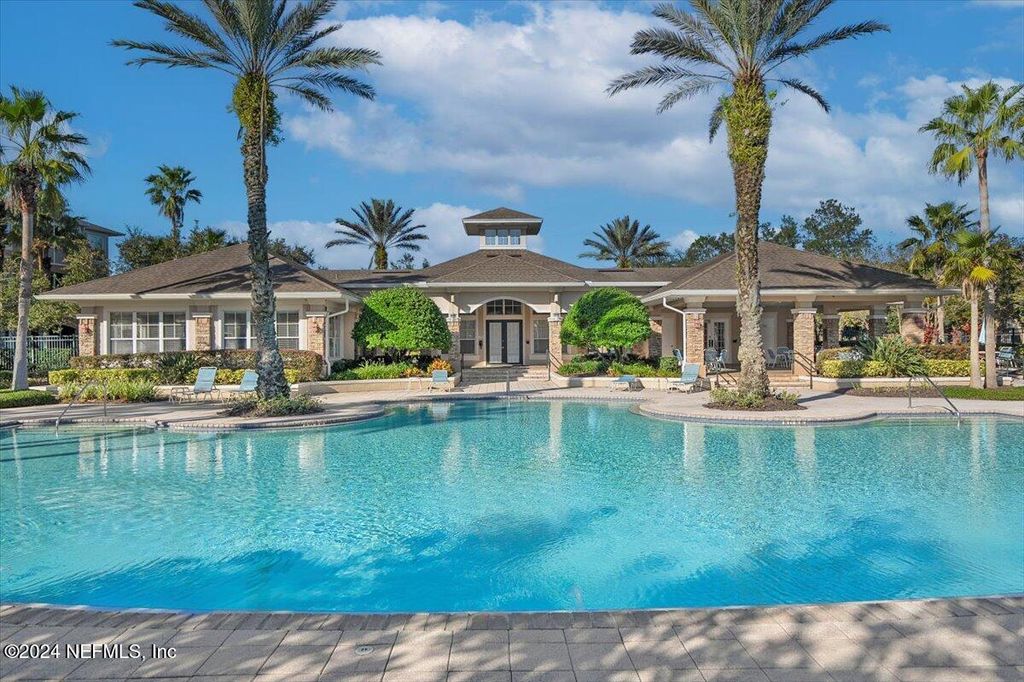 7990 BAYMEADOWS Road E, 805, Jacksonville, FL 32256