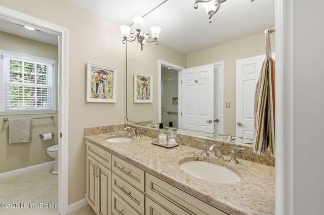 704 Evergreen Rd, Anchorage, KY 40223