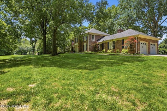 704 Evergreen Rd, Anchorage, KY 40223