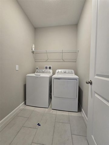 1434 MADDIE BERRY LANE, Kissimmee, FL 34744