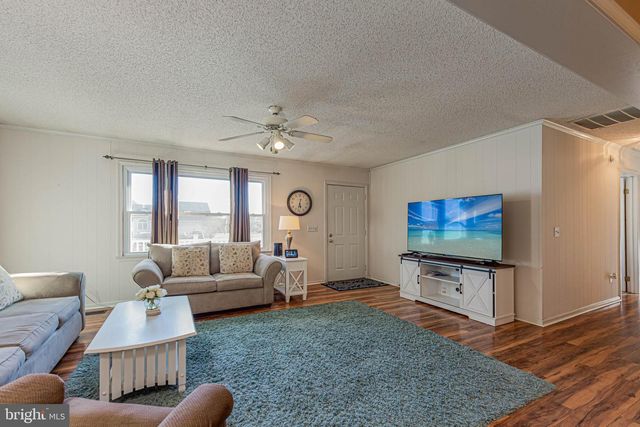 37725 E POND CIR, Selbyville, DE 19975