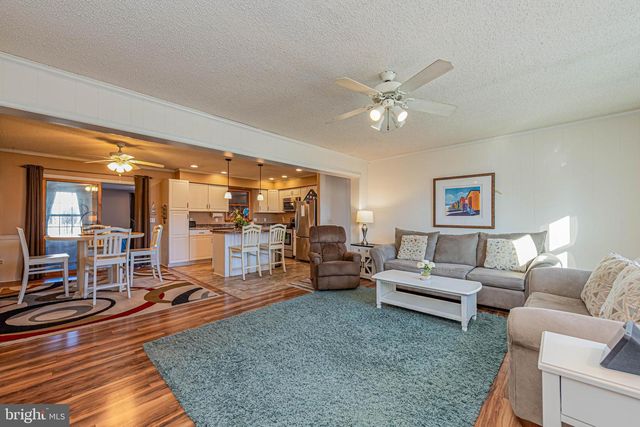 37725 E POND CIR, Selbyville, DE 19975