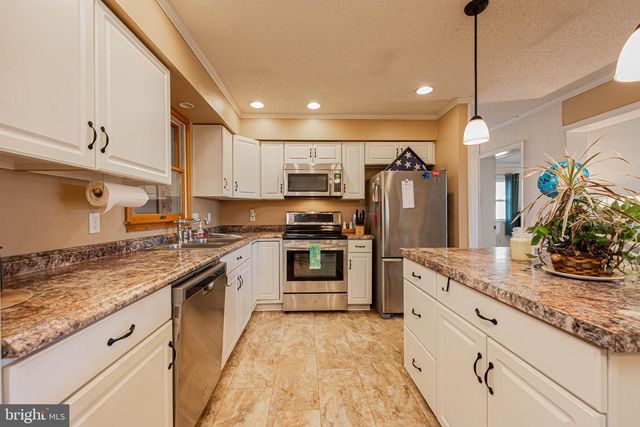 37725 E POND CIR, Selbyville, DE 19975