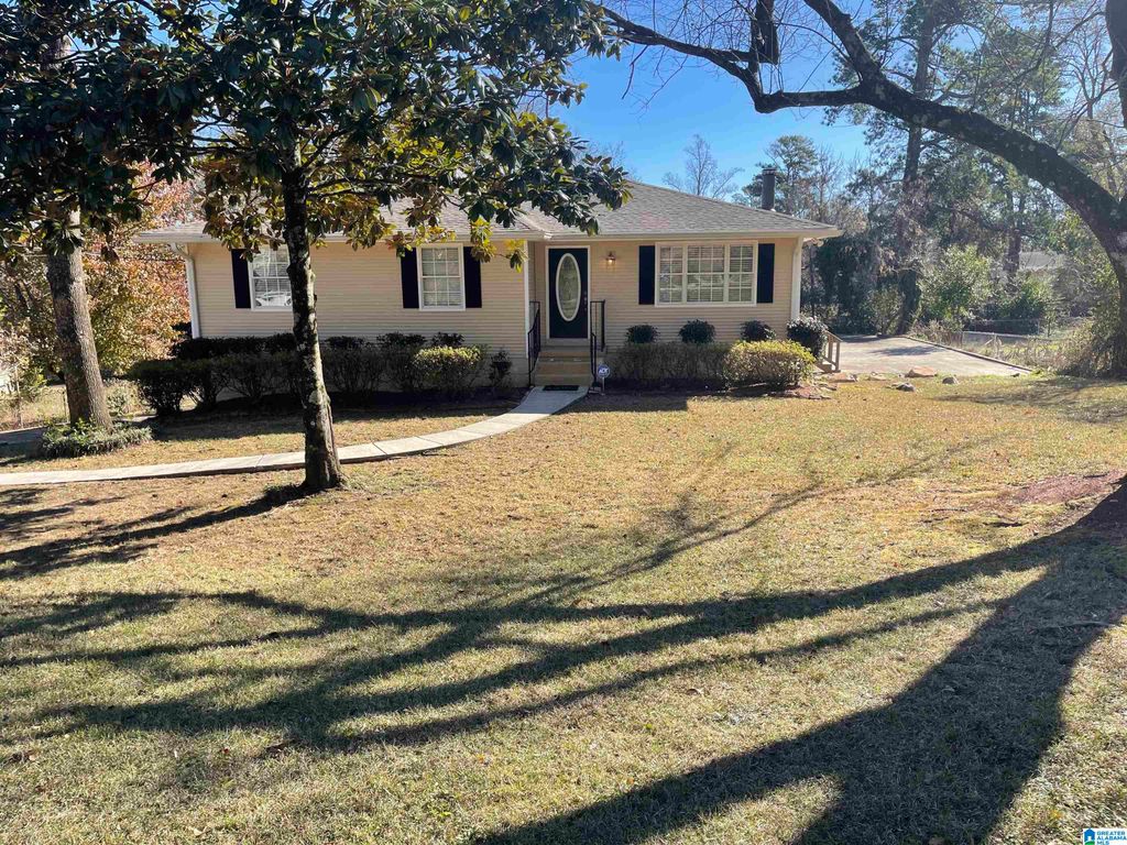 613 VALLEY STREET, Hoover, AL 35226