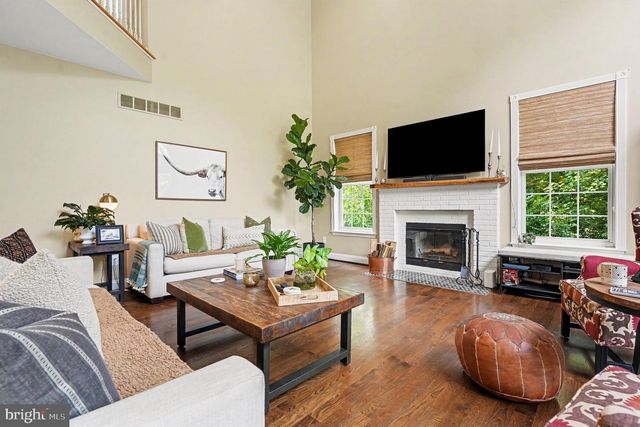56 LONG MEADOW RD, Royersford, PA 19468