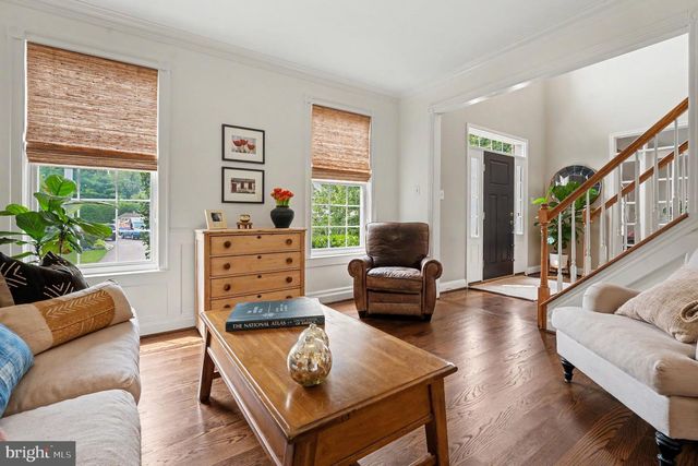 56 LONG MEADOW RD, Royersford, PA 19468