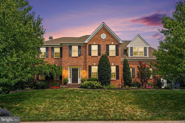 56 LONG MEADOW RD, Royersford, PA 19468