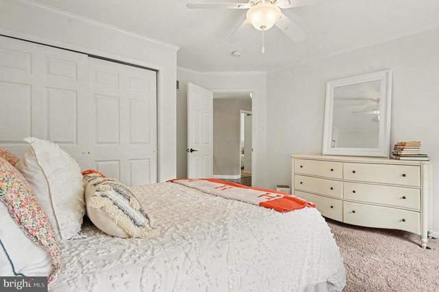56 LONG MEADOW RD, Royersford, PA 19468